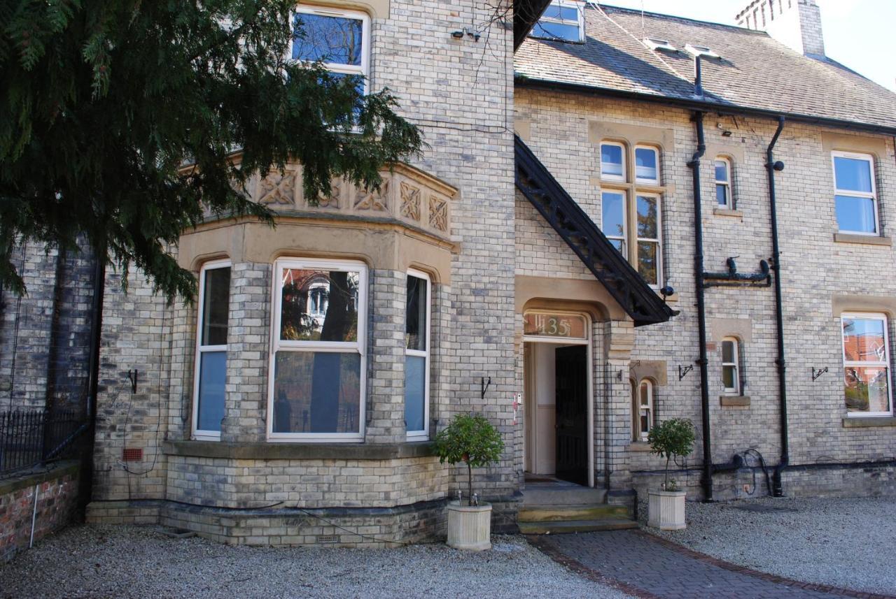 Melton Guest House Йорк Екстер'єр фото