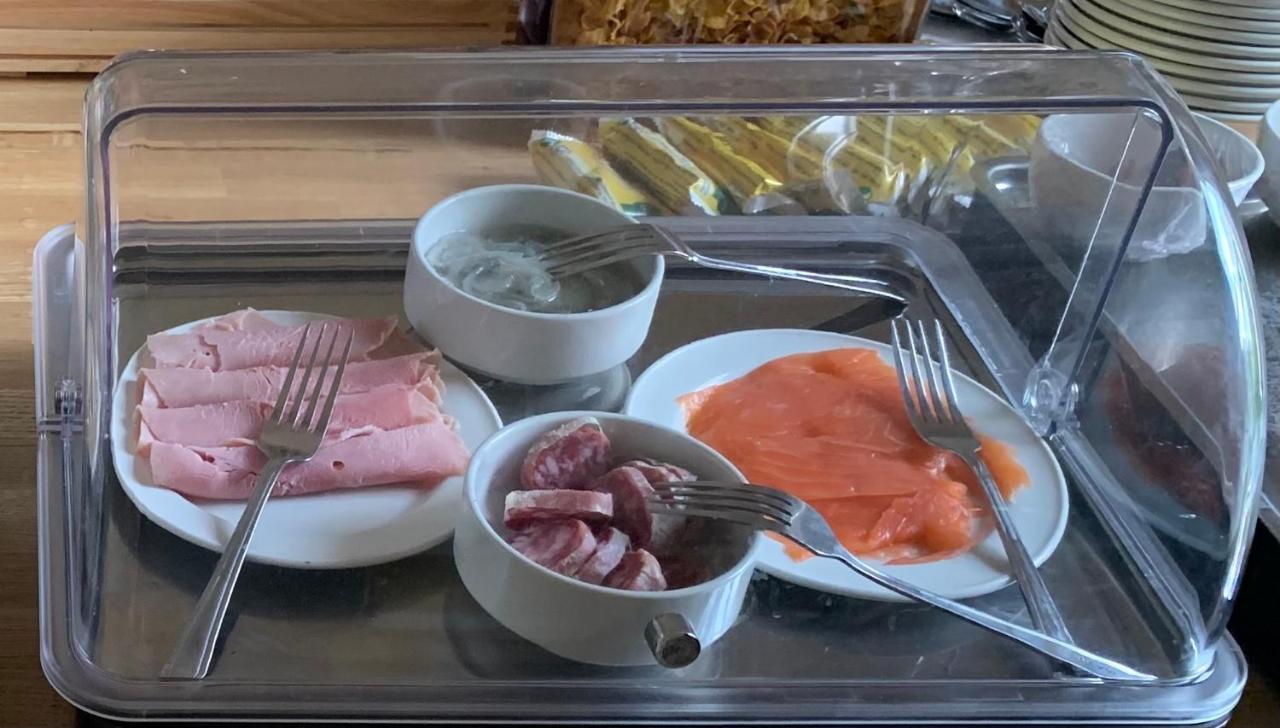 Melton Guest House Йорк Екстер'єр фото