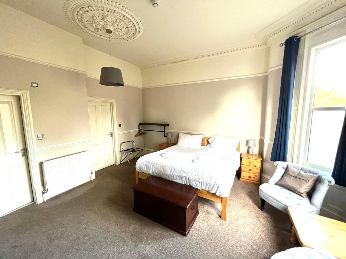 Melton Guest House Йорк Екстер'єр фото