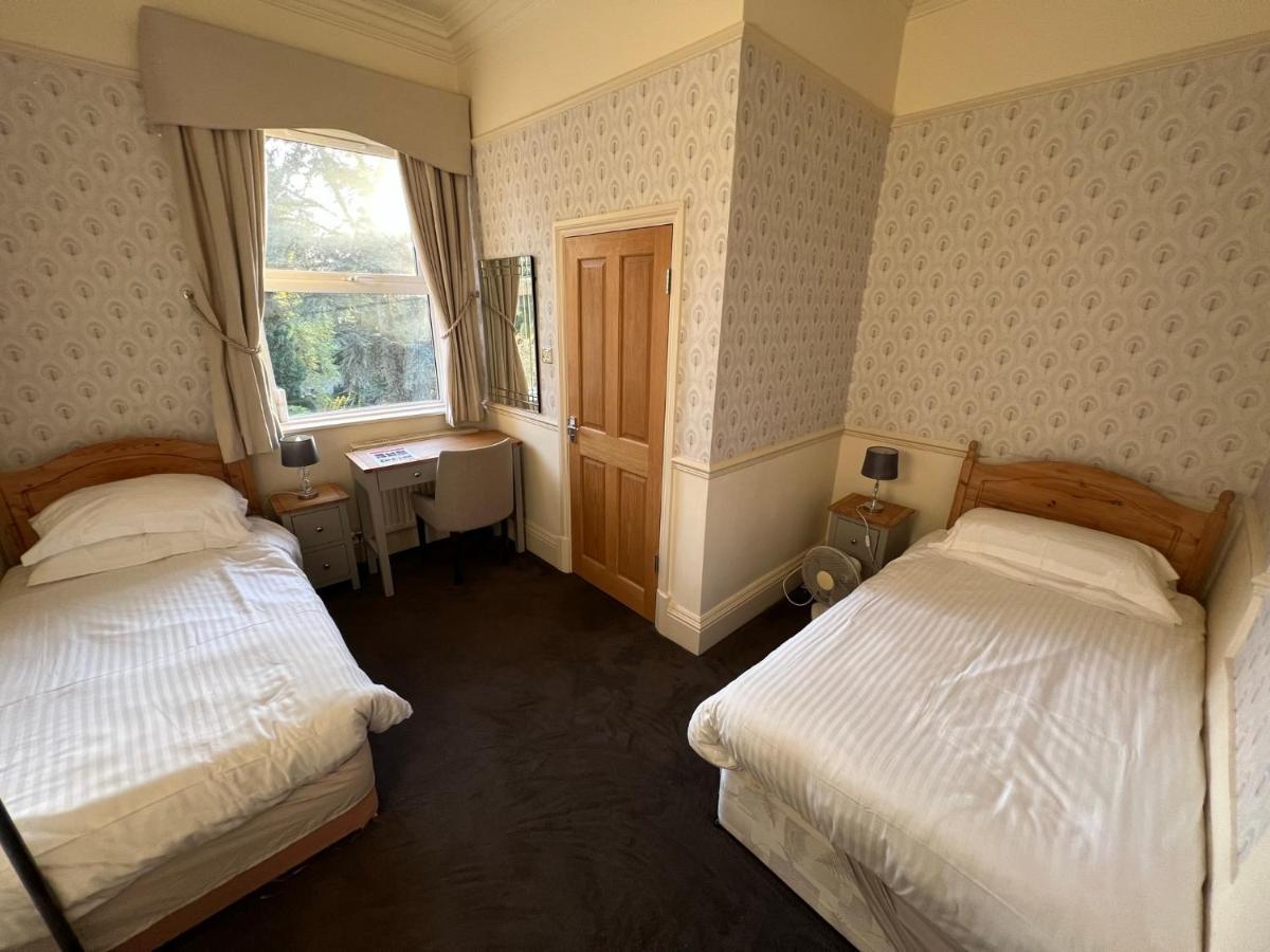 Melton Guest House Йорк Екстер'єр фото