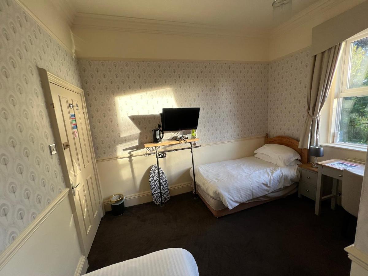 Melton Guest House Йорк Екстер'єр фото