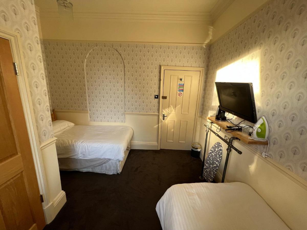 Melton Guest House Йорк Екстер'єр фото
